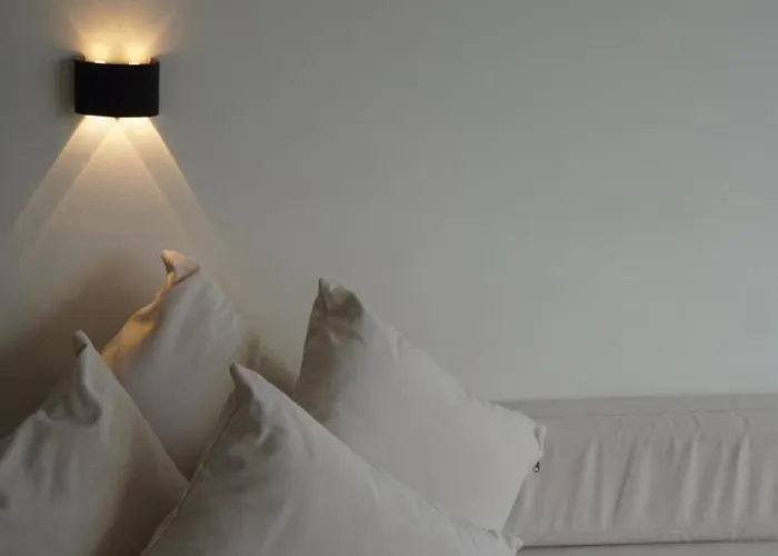 El Villa *